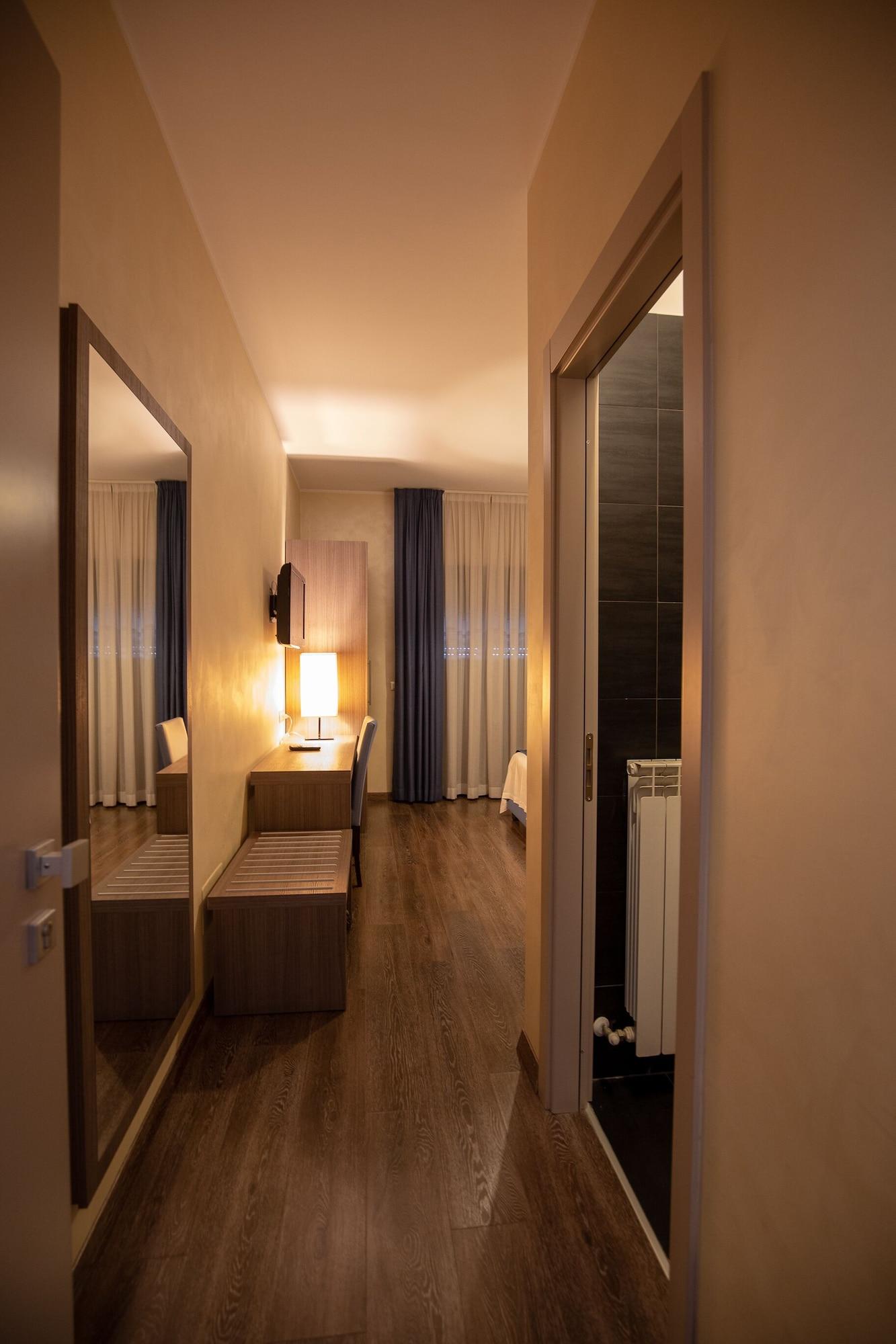 Hotel La Compagnia Del Viaggiatore LʼAquila Dış mekan fotoğraf